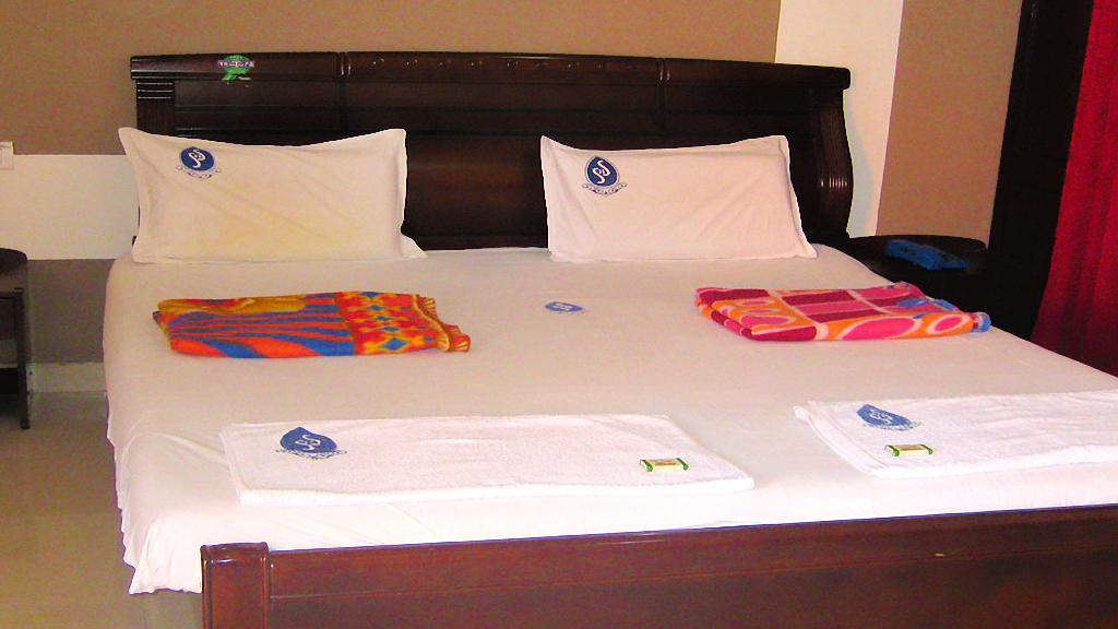 Hotel Sri Saravana Rāmeswaram Eksteriør bilde